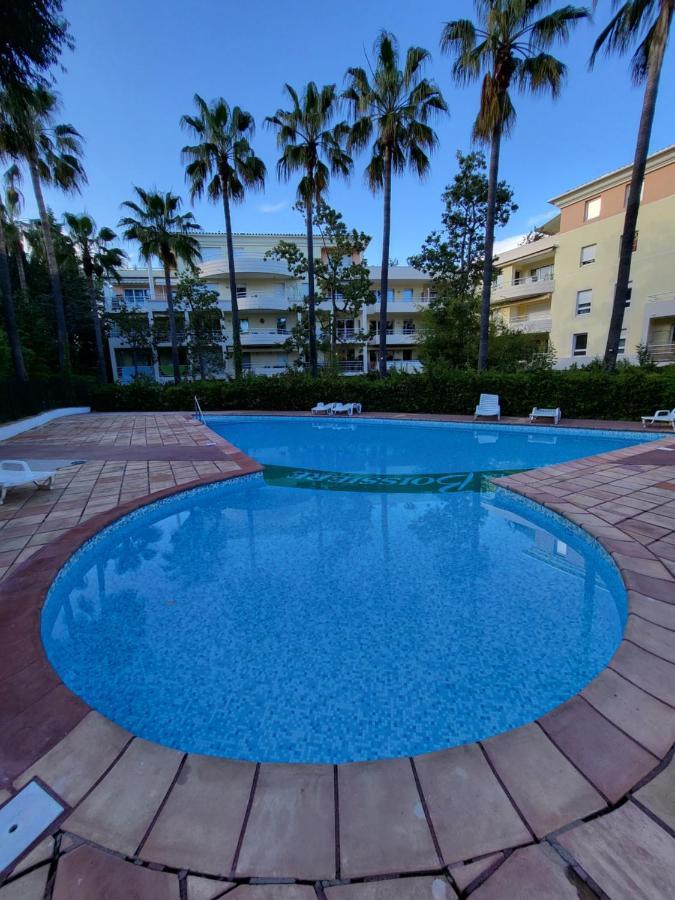 Appart Luxueux 3 Pieces, Piscine, Mer, Terrasse Cannes Luaran gambar